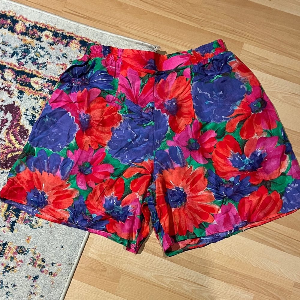 Vintage Vibrant Floral Print Shorts